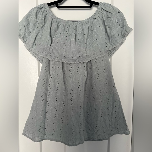 NWT Knox Rose: Off Shoulder Blouse Pale Blue: Medium - Picture 2 of 7